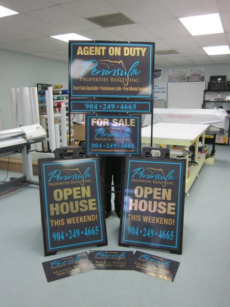 custom outdoor real estate signs